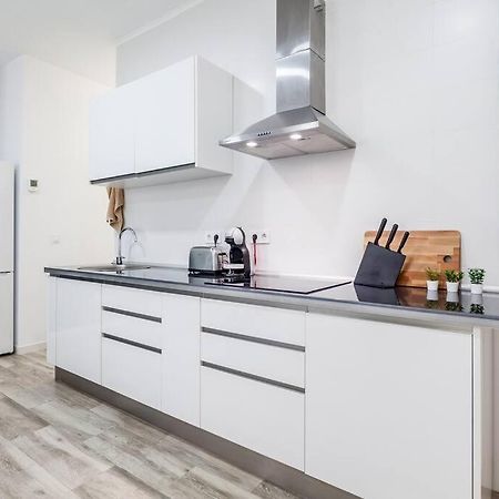 Apartamento Nuevo Cerca De La Playa Y Del Centro Βαλένθια Εξωτερικό φωτογραφία