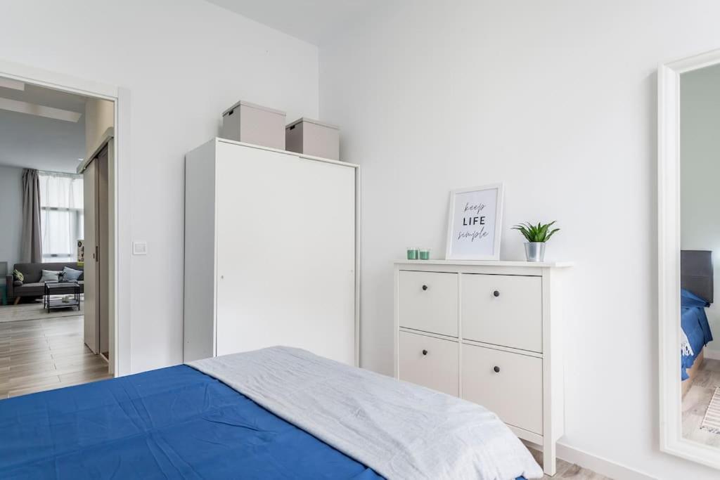 Apartamento Nuevo Cerca De La Playa Y Del Centro Βαλένθια Εξωτερικό φωτογραφία